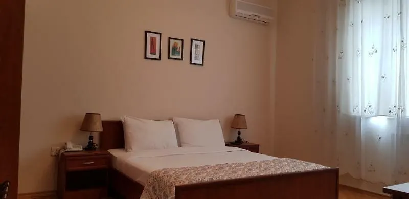 Garden Villa Hotel Baku 2*,